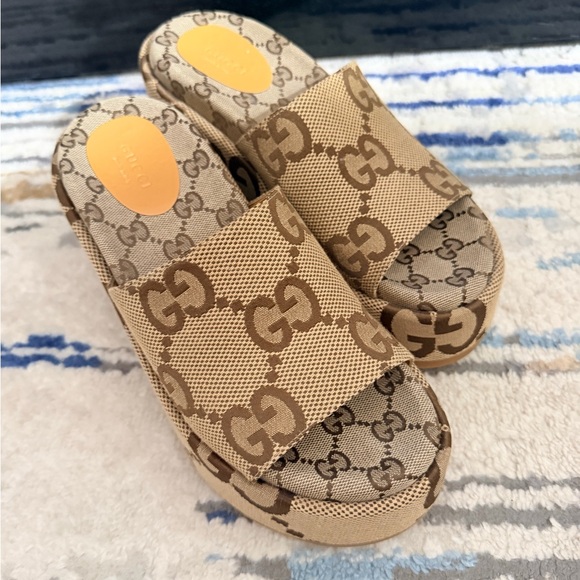 Gucci GG Canvas Platform Slides – Size 38 (US 7.5–8) NWOT - Picture 3 of 8
